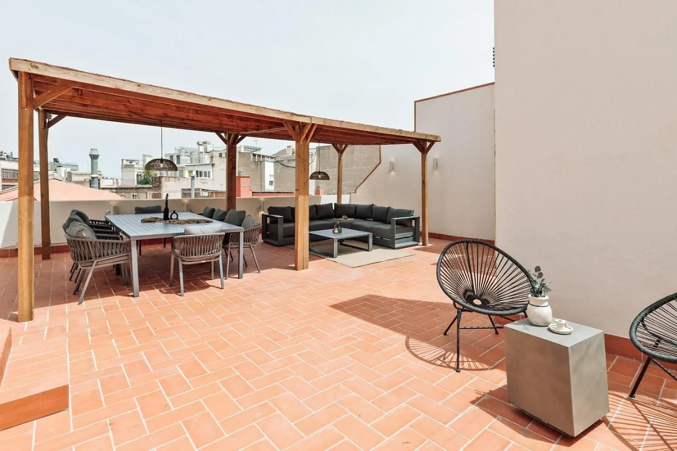 Cetara - 2 Bedrooms, Balcony And Terrace In Ciutat Vella Barcelone Appartement