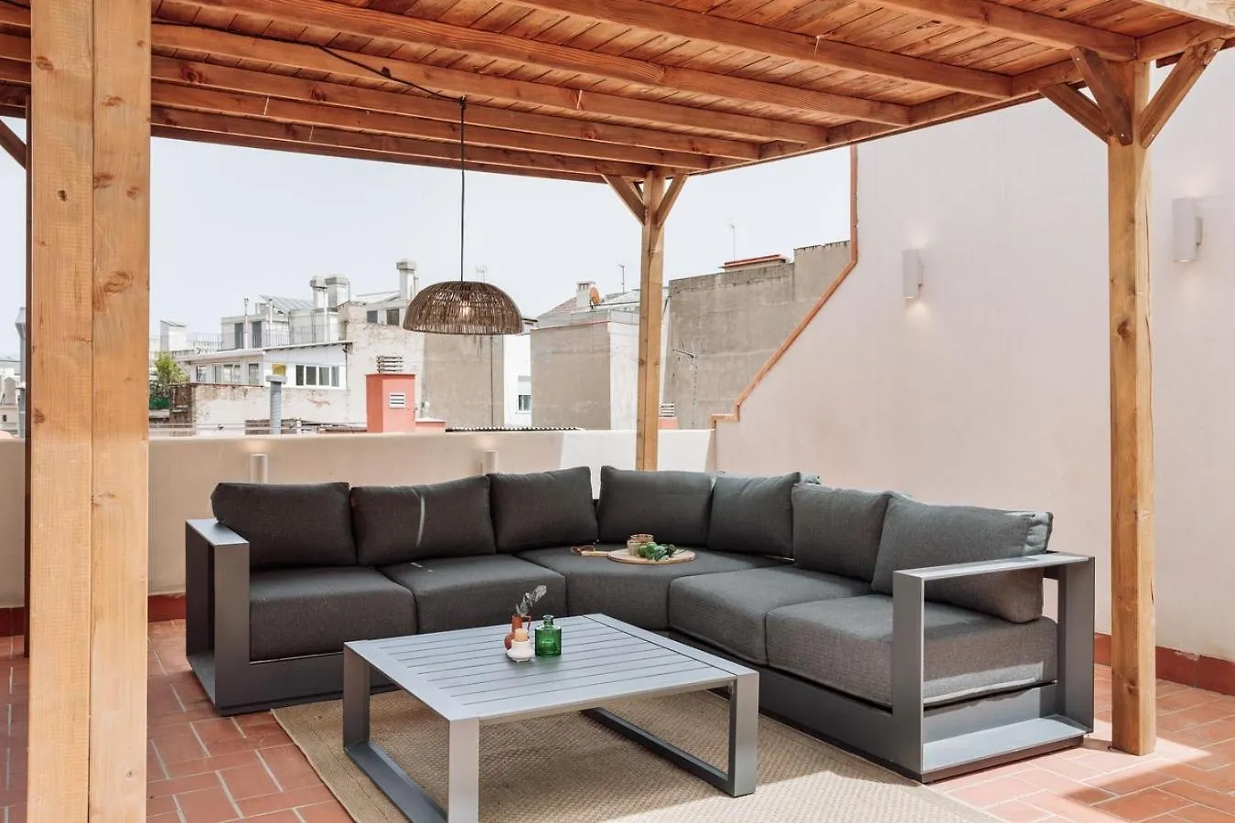 Cetara - 2 Bedrooms, Balcony And Terrace In Ciutat Vella Barcelone